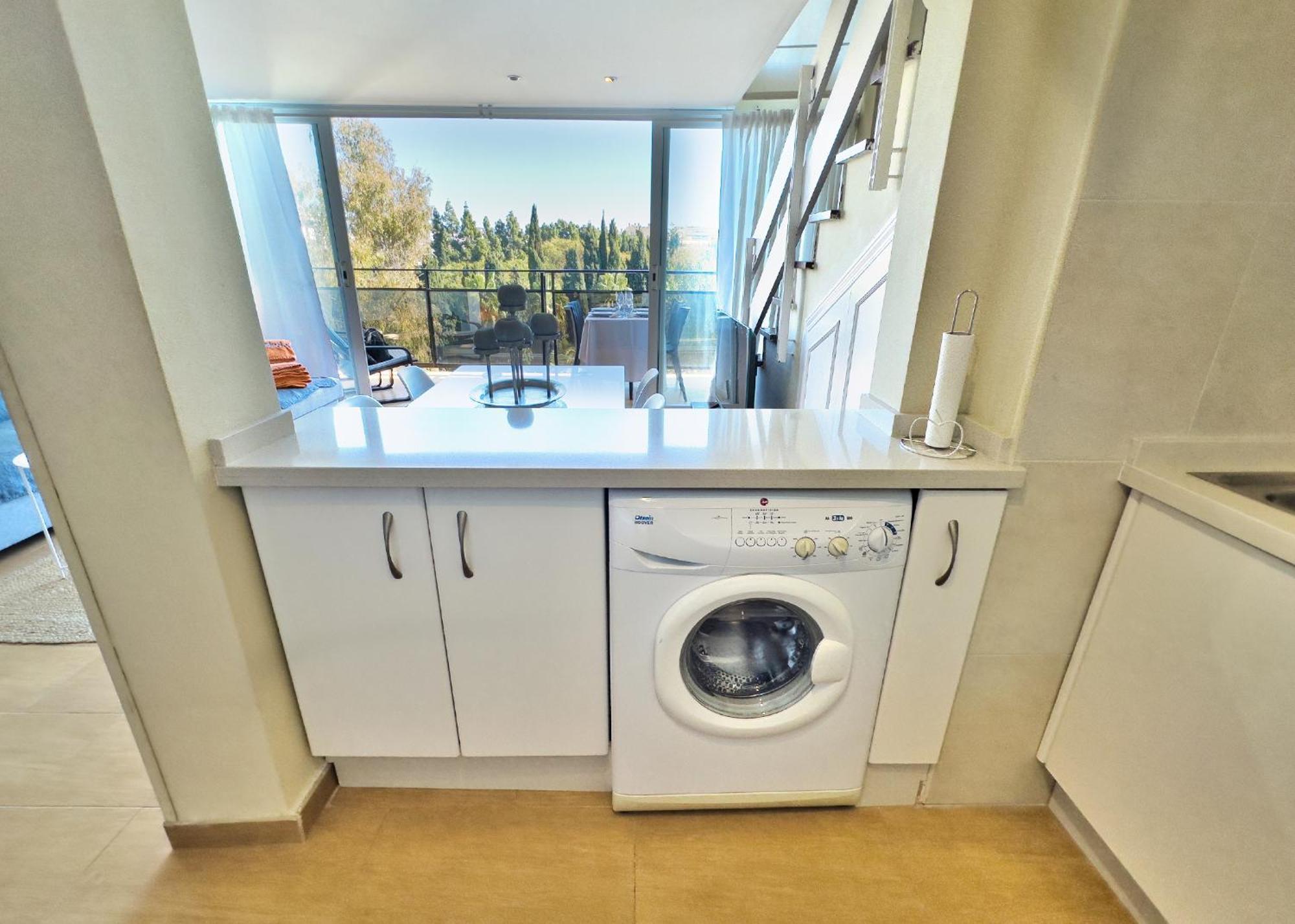 Appartement Skol 412. Renovated Two Bedrooms Duplex With Sea View. Marbella