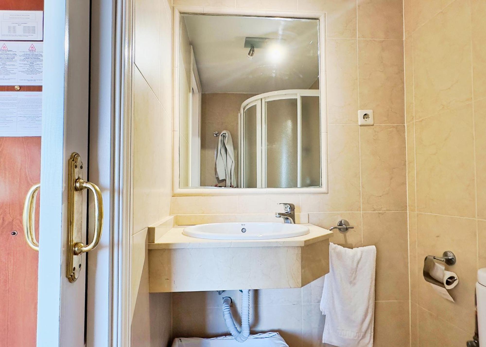 Skol 412. Renovated Two Bedrooms Duplex With Sea View. Appartement Marbella